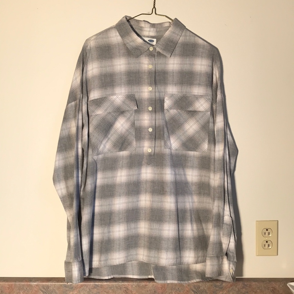Ladies plaid shirt.